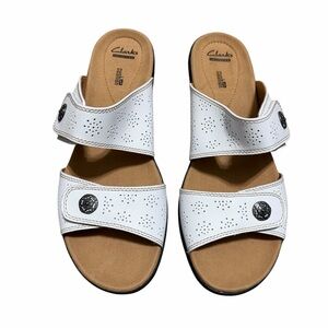 NWOB Clarks Comfort Cushion Leisa Lacole White Leather Slide Sandals | Size 11M
